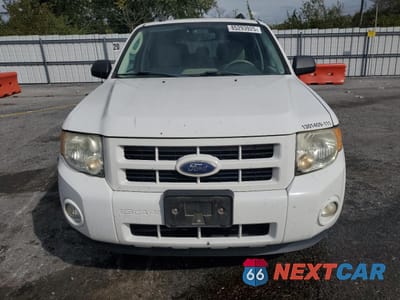 Piąte zdjęcie samochodu w środku: 2011 FORD ESCAPE HYBRID VIN:1FMCU5K35BKA94191 - miniatura