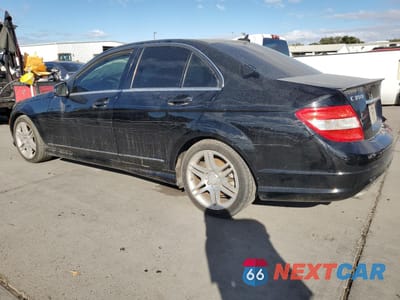 Drugie zdjęcie samochodu z przodu: 2010 MERCEDES-BENZ C 350 VIN:WDDGF5GB9AF463602 - miniatura