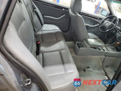 Zdjęcie 10 z 14 samochodu: 2001 BMW 325 IT VIN:WBAAW33401ET42116 - miniatura