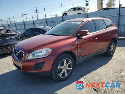 2011 VOLVO XC60 T6 YV4902DZ3B2176962 - główne zdjęcie licytacji z USA - miniatura