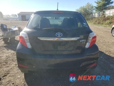 Zdjęcie 6 z 12 samochodu: 2013 TOYOTA YARIS VIN:JTDKTUD37DD569227 - miniatura