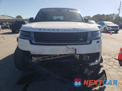 Piąte zdjęcie samochodu w środku: 2025 LAND ROVER RANGE ROVER SE VIN:SALKPBE9XSA307009 - miniatura