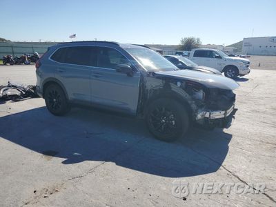 Czwarte zdjęcie samochodu z boku: 2023 HONDA CR-V SPORT VIN:7FARS5H54PE001599 - miniatura