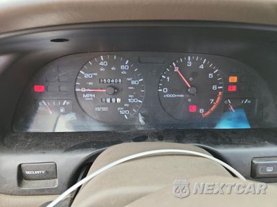 Zdjęcie 9 z 14 samochodu: 1999 NISSAN ALTIMA XE VIN:1N4DL01D9XC164422 - miniatura