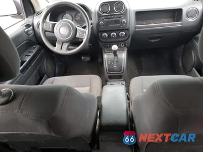 Zdjęcie 8 z 12 samochodu: 2012 JEEP COMPASS SPORT VIN:1C4NJDBB3CD635414 - miniatura