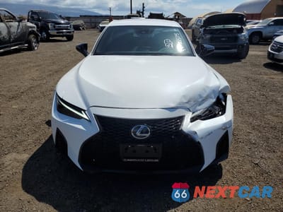 Piąte zdjęcie samochodu w środku: 2025 LEXUS IS 350 F SPORT DESIGN VIN:JTHGZ1B2XS5086785 - miniatura