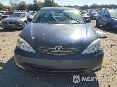 Piąte zdjęcie samochodu w środku: 2004 TOYOTA CAMRY LE VIN:4T1BE30K24U323750 - miniatura