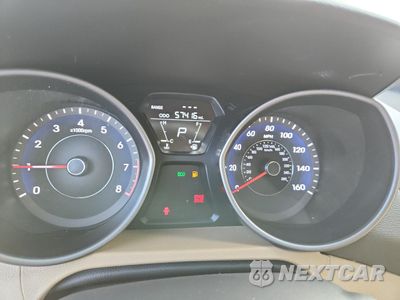 Zdjęcie 9 z 14 samochodu: 2013 HYUNDAI ELANTRA GLS VIN:5NPDH4AE6DH212440 - miniatura