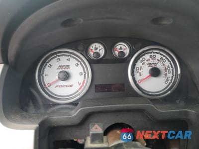 Zdjęcie 9 z 12 samochodu: 2001 FORD FOCUS SES VIN:1FAHP3GNXAW226049 - miniatura