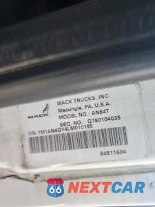 Zdjęcie 10 z 10 samochodu: 2020 MACK ANTHEM SEMI TRUCK VIN:1M1AN4GY4LM010195 - miniatura