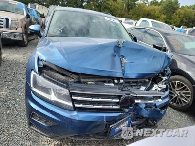 Piąte zdjęcie samochodu w środku: 2020 VOLKSWAGEN TIGUAN SE VIN:3VV3B7AX1LM129735 - miniatura
