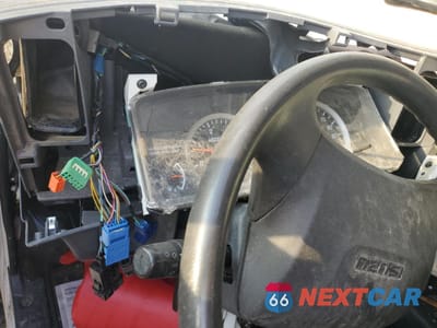 Zdjęcie 9 z 12 samochodu: 2019 ISUZU NRR BOX TRUCK VIN:JALE5W169K7300948 - miniatura