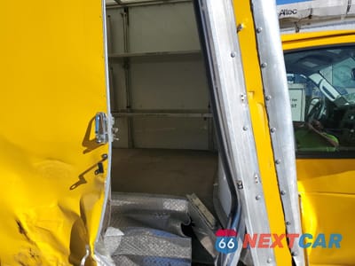 Zdjęcie 11 z 14 samochodu: 2023 FORD ECONOLINE E350 SUPER DUTY CUTAWAY VAN VIN:1FDWE3FN7PDD24335 - miniatura