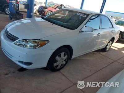 2002 TOYOTA CAMRY LE JTDBE32K520134404 - główne zdjęcie licytacji z USA - miniatura
