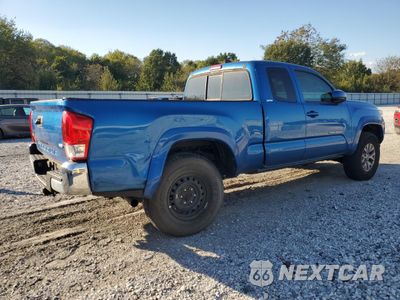 Trzecie zdjęcie samochodu z tyłu: 2017 TOYOTA TACOMA ACCESS CAB VIN:5TFSZ5AN1HX051094 - miniatura