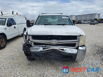 Piąte zdjęcie samochodu w środku: 2009 CHEVROLET SILVERADO C3500 VIN:1GCHC73K59F151622 - miniatura