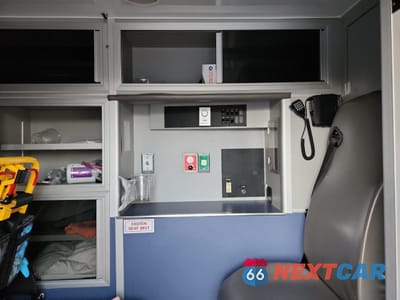 Zdjęcie 11 z 13 samochodu: 2016 FORD ECONOLINE E350 SUPER DUTY CUTAWAY VAN VIN:1FDWE3FS6GDC42831 - miniatura