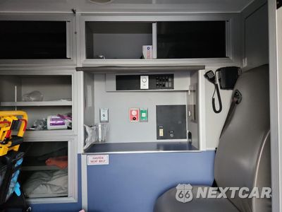 Zdjęcie 11 z 13 samochodu: 2016 FORD ECONOLINE E350 SUPER DUTY CUTAWAY VAN VIN:1FDWE3FS6GDC42831 - miniatura