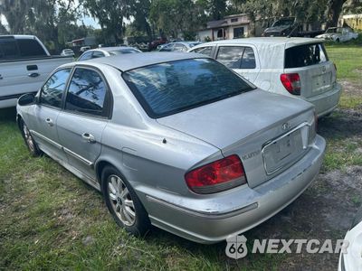 Trzecie zdjęcie samochodu z tyłu: 2005 HYUNDAI SONATA GLS VIN:KMHWF35H95A106663 - miniatura