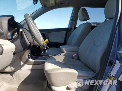 Zdjęcie 7 z 13 samochodu: 2009 TOYOTA RAV4 VIN:JTMZF33V295006316 - miniatura