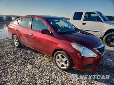 Czwarte zdjęcie samochodu z boku: 2016 NISSAN VERSA S VIN:3N1CN7AP9GL867366 - miniatura