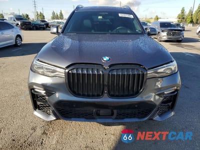 Piąte zdjęcie samochodu w środku: 2019 BMW X7 XDRIVE50I VIN:5UXCX4C56KLS37888 - miniatura