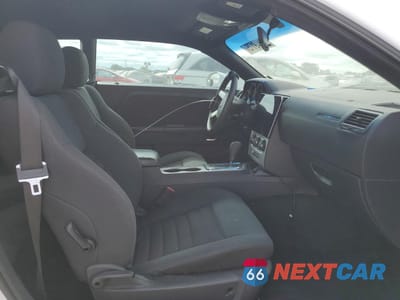 Zdjęcie 10 z 14 samochodu: 2010 DODGE CHALLENGER SE VIN:2B3CJ4DV2AH322841 - miniatura