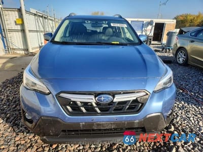 Piąte zdjęcie samochodu w środku: 2023 SUBARU CROSSTREK LIMITED VIN:JF2GTHMC7PH289657 - miniatura