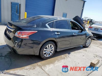Trzecie zdjęcie samochodu z tyłu: 2015 NISS ALTIMA 2.5 VIN:1N4AL3AP2FN392344 - miniatura