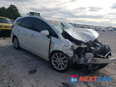 Czwarte zdjęcie samochodu z boku: 2012 TOYOTA PRIUS V VIN:JTDZN3EU3C3152752 - miniatura