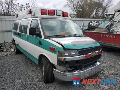Czwarte zdjęcie samochodu z boku: 2022 CHEVROLET EXPRESS G3500 VIN:1GBZGHC74N1236103 - miniatura