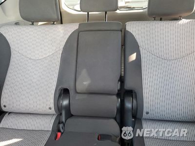 Zdjęcie 10 z 13 samochodu: 2015 TOYOTA PRIUS V VIN:JTDZN3EU4FJ020180 - miniatura