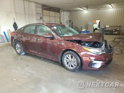 Czwarte zdjęcie samochodu z boku: 2020 KIA OPTIMA LX VIN:5XXGT4L30LG409640 - miniatura