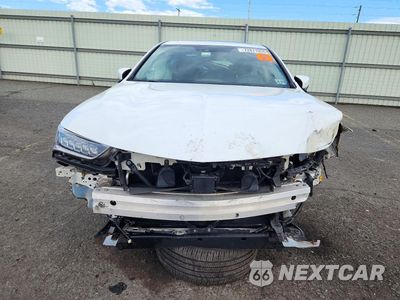Piąte zdjęcie samochodu w środku: 2018 ACURA TLX TECH VIN:19UUB3F58JA000227 - miniatura