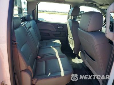 Zdjęcie 11 z 13 samochodu: 2018 CHEVROLET SILVERADO C3500 VIN:1GB4CYCG9JF224158 - miniatura