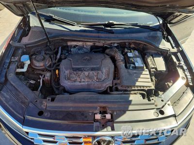 Zdjęcie 12 z 13 samochodu: 2018 VOLKSWAGEN TIGUAN SEL PREMIUM VIN:3VV4B7AX3JM221351 - miniatura