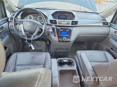 Zdjęcie 8 z 14 samochodu: 2016 HONDA ODYSSEY EXL VIN:5FNRL5H60GB130053 - miniatura