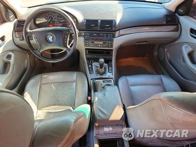 Zdjęcie 8 z 12 samochodu: 2001 BMW 325 I VIN:WBAAV33461FV01976 - miniatura