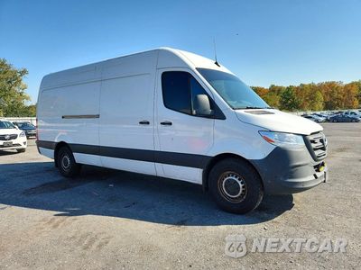 Czwarte zdjęcie samochodu z boku: 2023 MERCEDES-BENZ SPRINTER 2500 DELIVERY VAN VIN:W1Y4NCHY2PT150744 - miniatura