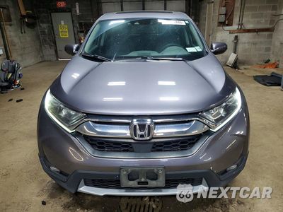 Piąte zdjęcie samochodu w środku: 2018 HONDA CR-V EX VIN:7FARW2H51JE088713 - miniatura