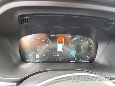 Zdjęcie 9 z 13 samochodu: 2021 VOLVO XC60 T5 MOMENTUM VIN:YV4102RK5M1882459 - miniatura