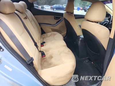 Zdjęcie 10 z 12 samochodu: 2012 HYUNDAI ELANTRA GLS VIN:KMHDH4AE3CU356916 - miniatura