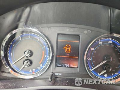 Zdjęcie 9 z 12 samochodu: 2018 TOYOTA COROLLA LE VIN:5YFBURHE8JP822716 - miniatura