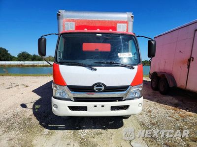 Piąte zdjęcie samochodu w środku: 2017 HINO 195 BOX TRUCK VIN:JHHSDM2H9HK005749 - miniatura