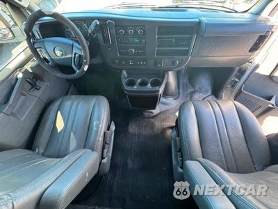 Zdjęcie 9 z 10 samochodu: 2021 CHEVROLET EXPRESS G2500 VIN:1GCWGAFP5M1146071 - miniatura