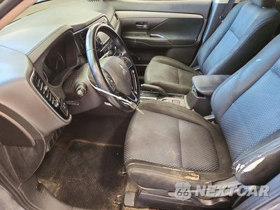 Zdjęcie 7 z 13 samochodu: 2017 MITSUBISHI OUTLANDER ES VIN:JA4AZ2A37HZ006653 - miniatura
