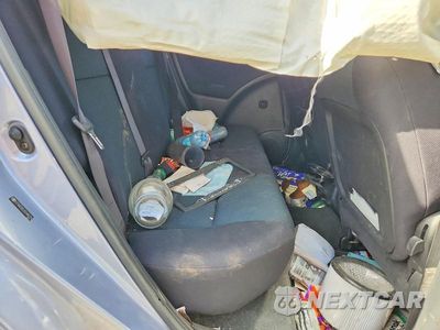 Zdjęcie 10 z 12 samochodu: 2005 TOYOTA MATRIX XR VIN:2T1KR30E25C484374 - miniatura