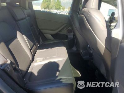 Zdjęcie 10 z 12 samochodu: 2024 TESLA MODEL Y VIN:7SAYGDEF7RF059325 - miniatura