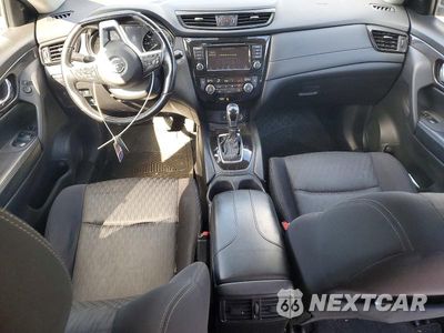 Zdjęcie 8 z 13 samochodu: 2020 NISSAN ROGUE SV VIN:JN8AT2MV4LW136747 - miniatura