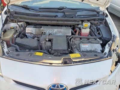 Zdjęcie 11 z 12 samochodu: 2012 TOYOTA PRIUS THREE VIN:JTDKN3DU7C5481350 - miniatura